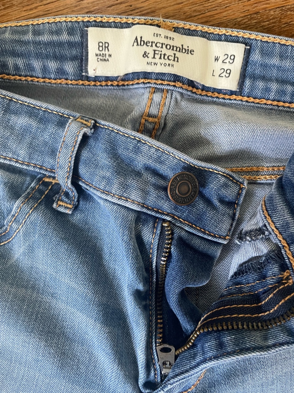 Abercrombie & Fitch Light Blue Skinny Jeans - Picture 3 of 3